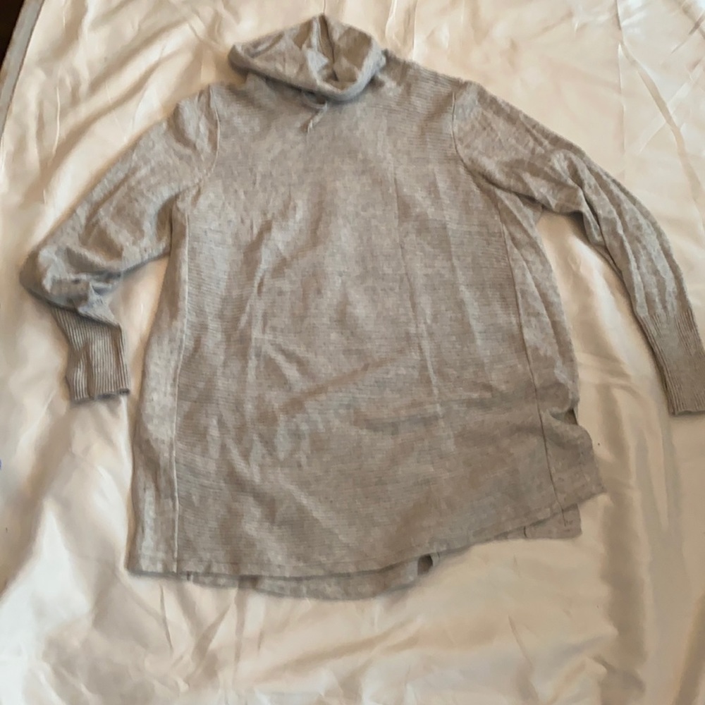 Turtle neck sweater